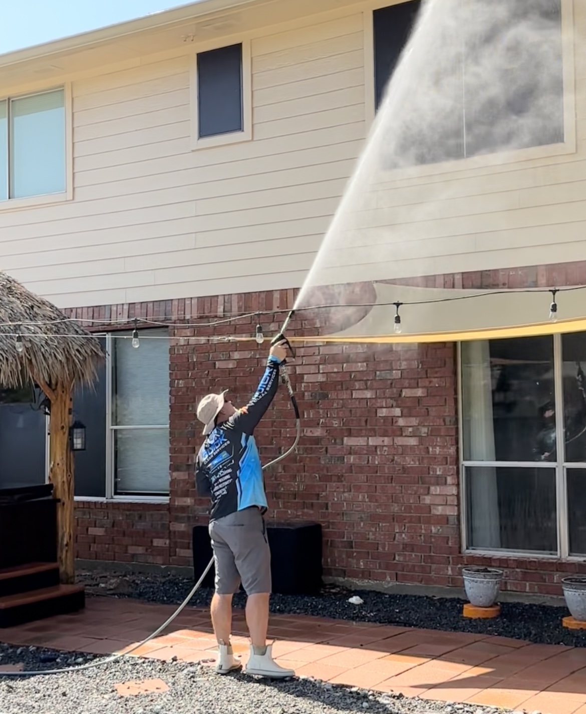 2 story house wash Seabrook  Thumbnail